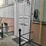 Apartament Flat In Historic With Your Own Private Garden, Near City Park *