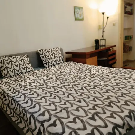 Flat In Historic With Your Own Private Garden, Near City Park * Budapešť